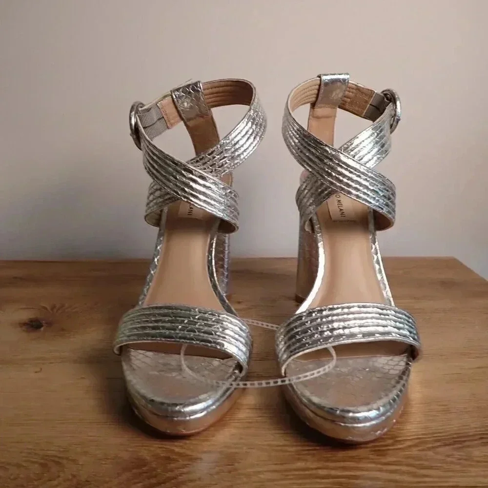 BRAND NEW Antonio Melani snakeskin heels size 8.5 - Picture 2 of 7